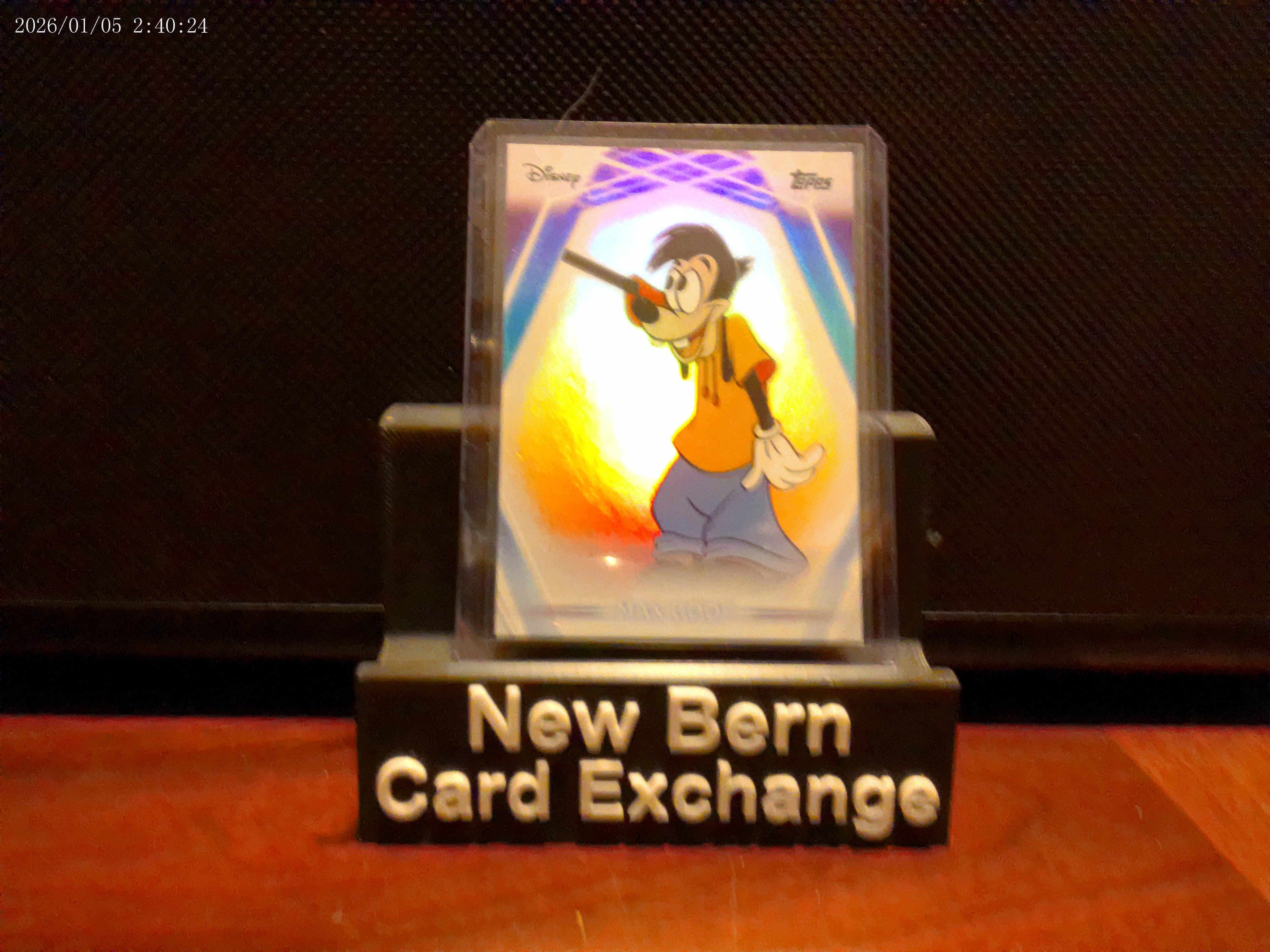 2026 Topps Disney Neon "Max Goof" Rainbow Foil Refractor