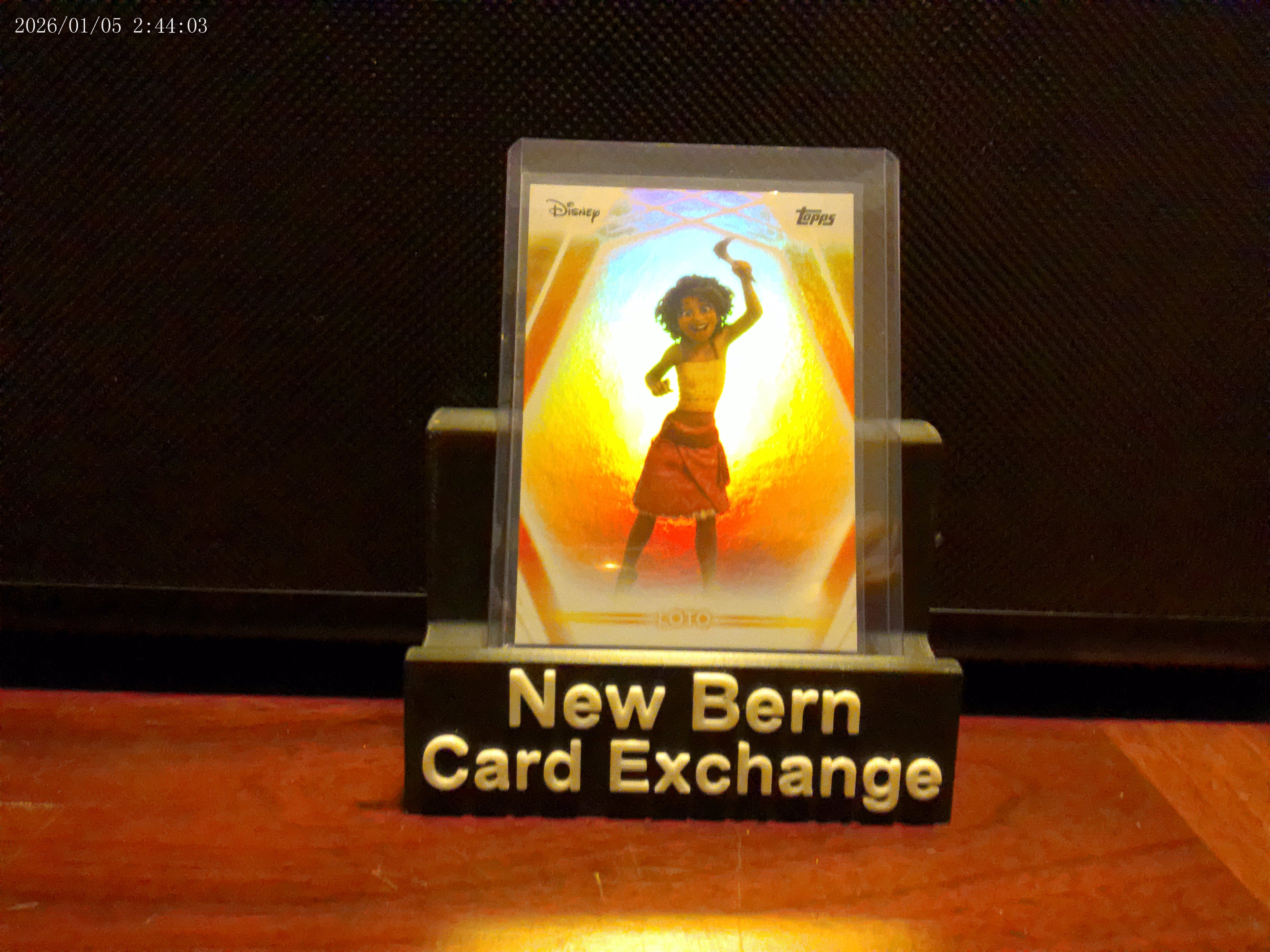2026 Topps Disney Neon "Loto" Rainbow Foil Refractor