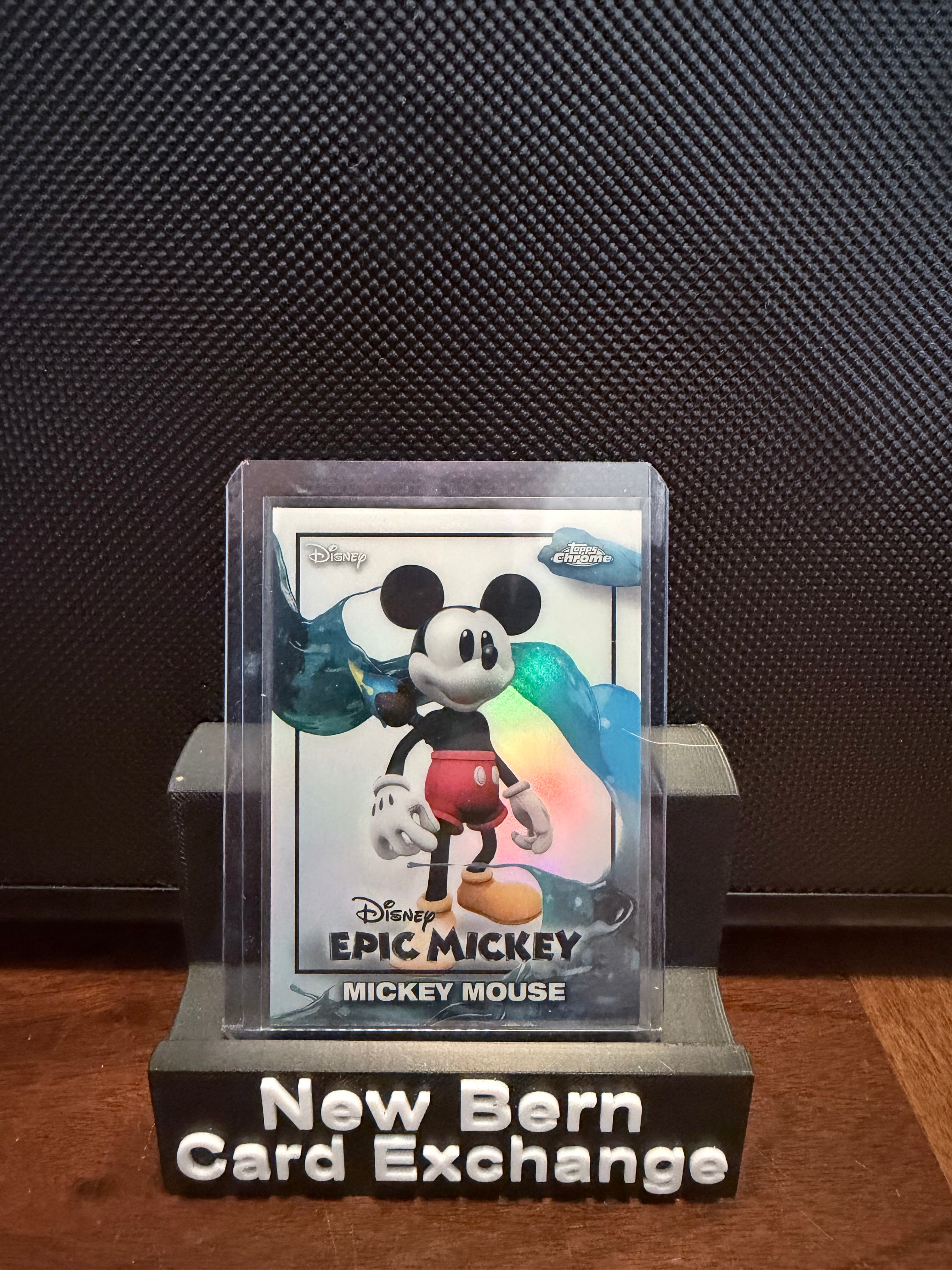 2026 Topps Disney Neon Chrome Epic Mickey "Mickey Mouse" Insert